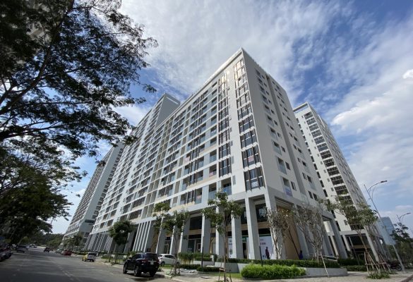 Chung cư Midtown Sakura Park lắp cửa trượt quay Eurotech