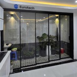 Cua Slim Truot Ban Công 5 Cánh Eurotech Premium2025